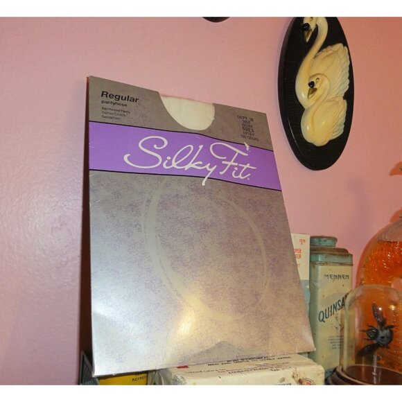 Vintage Silky Fit Ivory Nylon Pantyhose size A sissy tights retro pinup - Picture 4 of 7